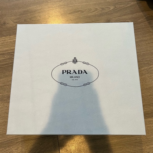 Prada boots with pouches - Picture 4 of 4